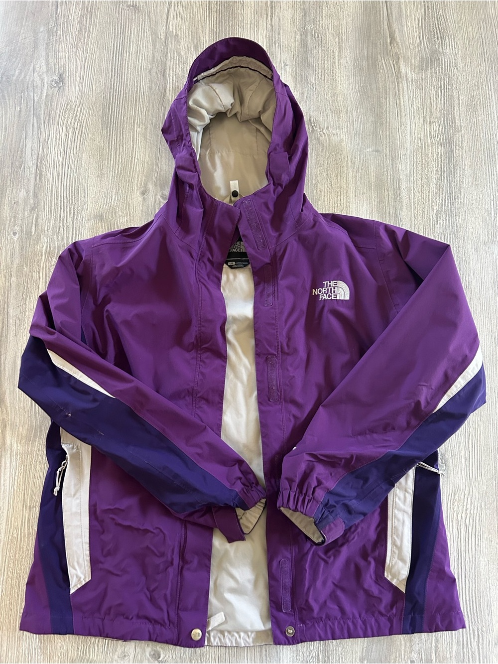 The North Face Womens HyVent Triclimate 3-in-1 Waterproof Jacket  Purple/White M